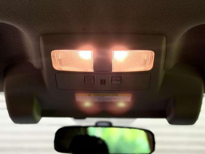 インプレッサスポーツ 2.0 i アイサイト 4WD　防錆塗装4WDTVナビBカメETC 2000