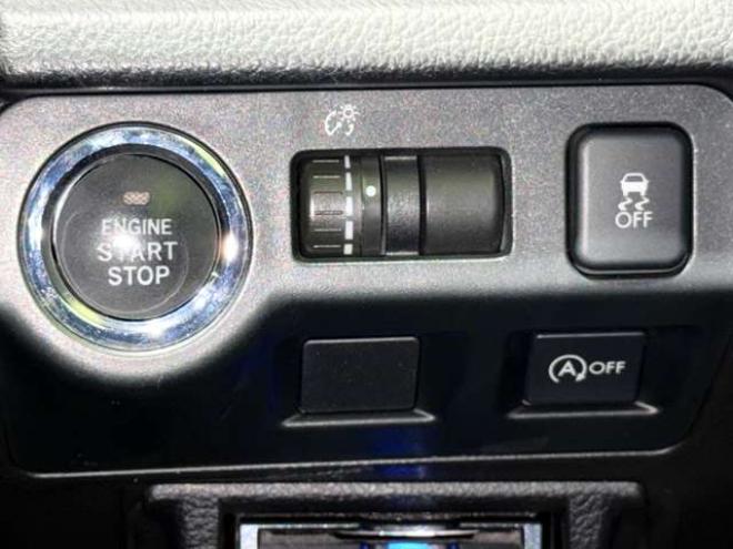 インプレッサスポーツ 2.0 i アイサイト 4WD　防錆塗装4WDTVナビBカメETC 2000