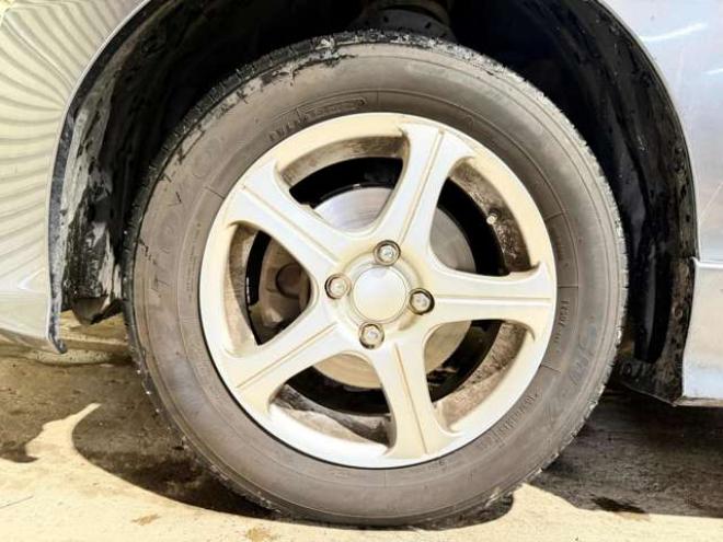 フリード1.5 G Lパッケージ 4WD　防錆塗装4WDナビBカメエンスタETC 1500