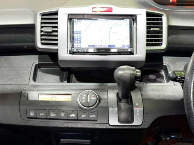 フリード1.5 G Lパッケージ 4WD　防錆塗装4WDナビBカメエンスタETC 1500