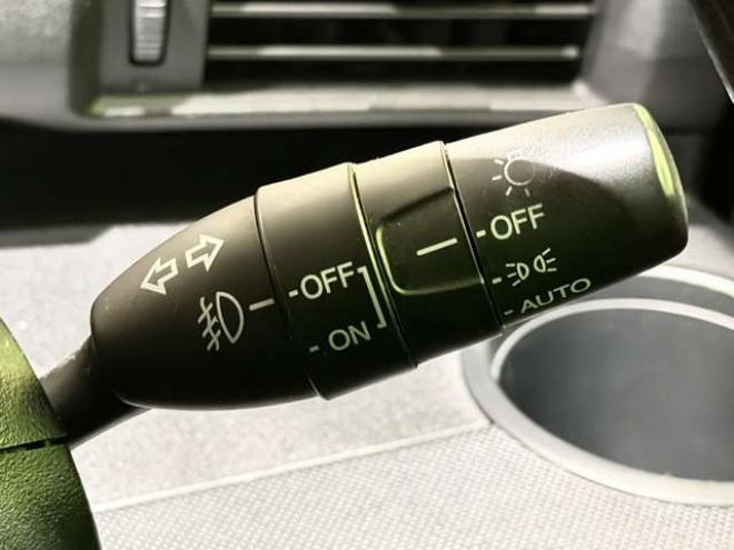 フリード1.5 G Lパッケージ 4WD　防錆塗装4WDナビBカメエンスタETC 1500