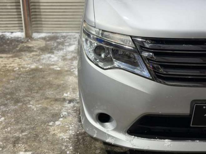 セレナ2.0 20X 4WD　防錆塗装4WDラジオナビETC 2000
