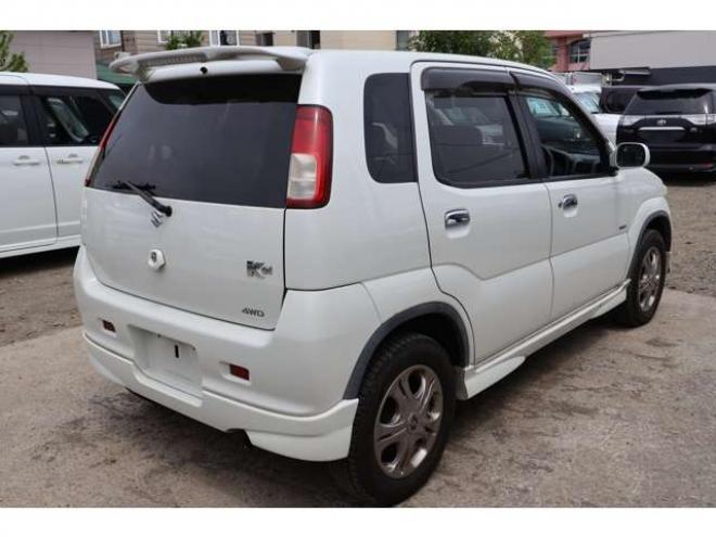 KeiBターボスペシャル 4WD　5速マニュアル・インタークーラーターボ・7.8万キロ・キーレス 660