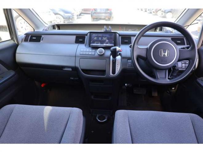 ステップワゴン2.0 G Lパッケージ 4WD　6.9万キロ・左パワースライドドア・キーレス 2000