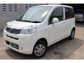 ライフ　C 4WD　1万キロ・エンジンスターター・ナビ・バックカメラ 660