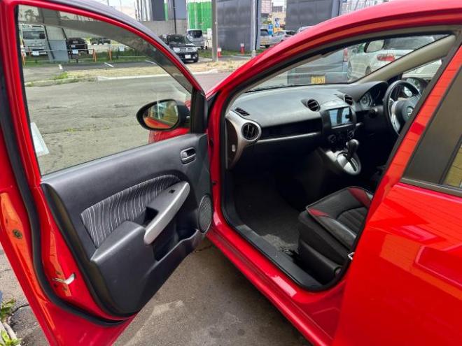 デミオ 4WD 1300 5Dr