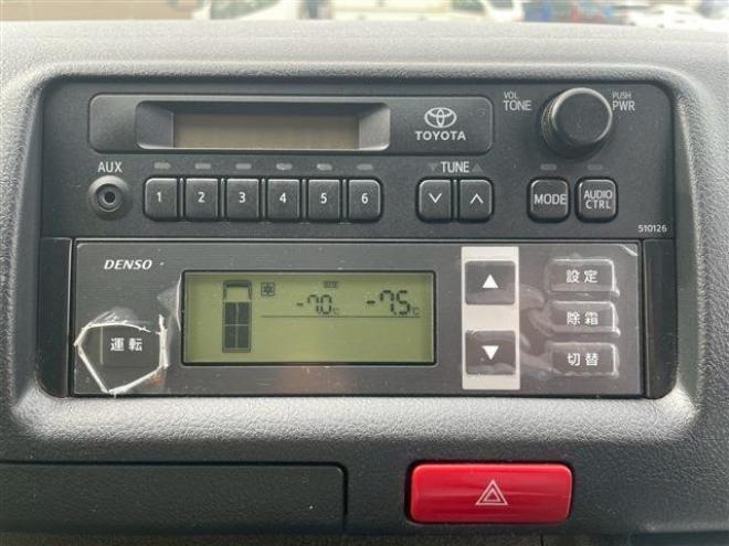 ハイエースバン2.8 中温強化冷凍バン ロング ディーゼルターボ 4WD　 2800
