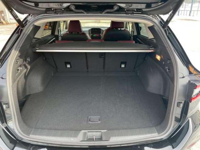 レヴォーグ1.8 STI スポーツ EX 4WD　4WD　アイサイトX　夏冬タイヤ 1800