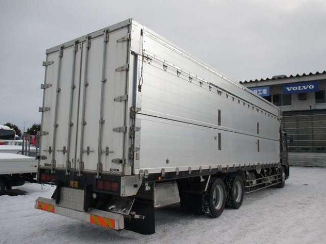 クオンチップ運搬車　ADG-CD4ZA　クオン　 2WD 13070