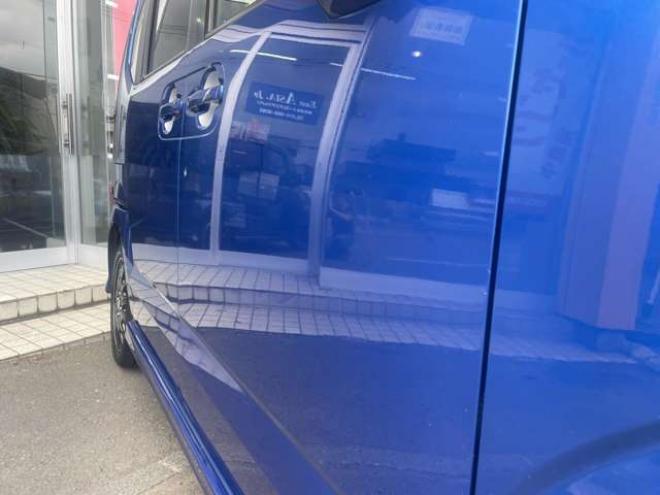 N-BOXカスタムG ターボ Lパッケージ 2トーンカラースタイル 4WD　1年走行距離無制限保証付/後期型/ナビ・フルセグTV/バックカメラ/ETC/前後ドライブレコーダー/キー2本/両側パワースライドドア/純正オールブラック15インチホイール/2トーンカラー/車検整備2年付/法定整備/修復歴無 660