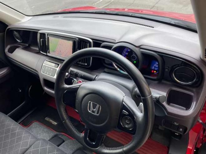 N-ONEプレミアム ツアラー Lパッケージ 4WD　1年走行距離無制限保証付/ターボ/ナビ・フルセグTV/バックカメラ/エンジンスターター/2トーンカラー/無限フロントグリル/HIDヘッドライト/キー2本/純正15インチアルミホイール/車検整備2年付/法定整備/修復歴無し 660