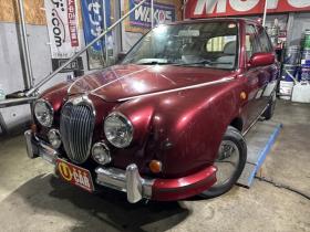 ビュート　10周年アニバーサリー1.3　市内コ・ミ・コ・ミ!!4WD・オートマ!検9年7月! 1340
