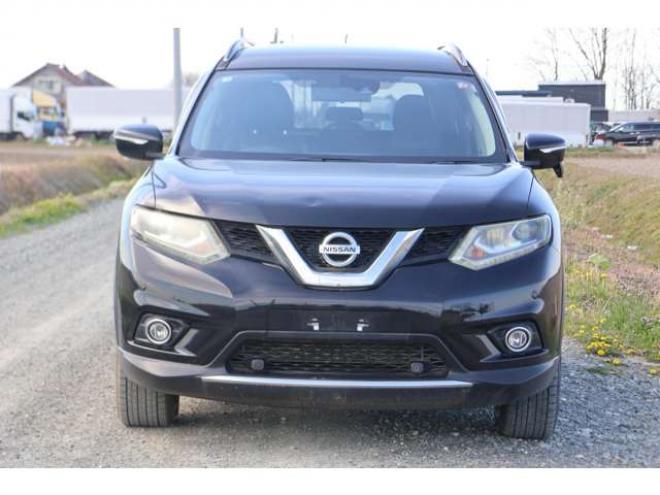 エクストレイル2.0 20X 2列車 4WD　検二年　バックモニター　TV　シートヒーター　自社　ローンカノウ 2000