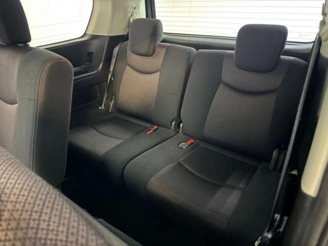 セレナ2.0 ハイウェイスター 4WD　両側Pスライド　ナビ　TV　Egスターター 2000