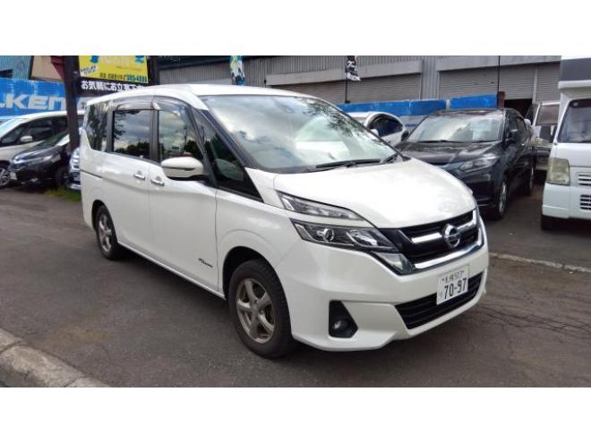 セレナX-V セレクション　4WD 4WD 2000 5Dr