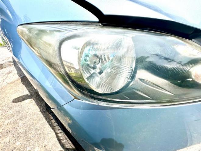 フリードGジャストセレクション8人乗り　FF車 タイミングチェーン車　エンジンスターター　HID ワンオーナー　車検記録簿6枚あり　車庫証明自己申請価格 1500 5Dr