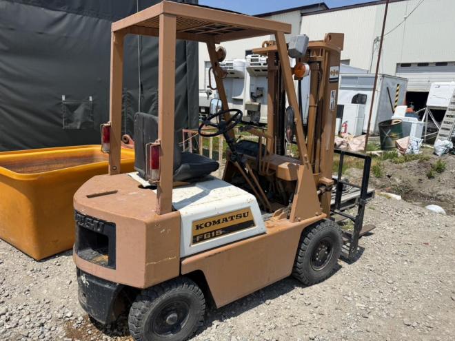 フォークリフトコマツ フォークリフト FG15 1.5トン ヒンジ付き ガソリン