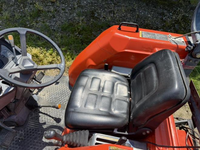 トラクタークボタ GL418 41馬力 4WD キャビンなし 