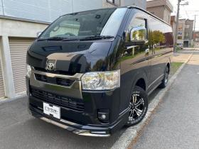 ハイエースバン　ダークプライムS 限定車 4WD 2800 5Dr