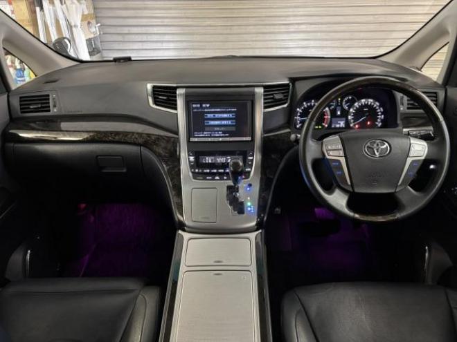 ヴェルファイア２．４Ｚ　Ｇエディション　後期型　本州仕入　寒冷地仕様　禁煙車　純正ブラックレザーシート　純正１８インチＡＷ　社外１６ＡＷ＋スタッドレスタイヤ付　両側パワースライドドア　パワーバックドア　前後ドラレコ　クールＢＯＸ　ＥＴＣ 4WD 2400 5Dr