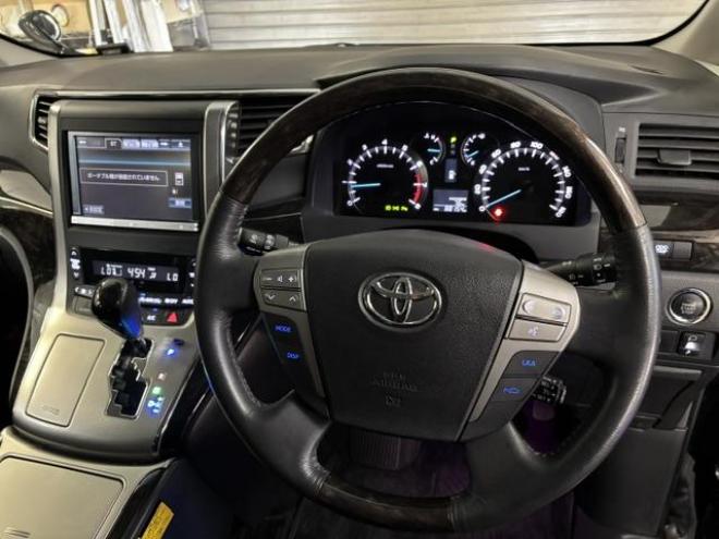 ヴェルファイア２．４Ｚ　Ｇエディション　後期型　本州仕入　寒冷地仕様　禁煙車　純正ブラックレザーシート　純正１８インチＡＷ　社外１６ＡＷ＋スタッドレスタイヤ付　両側パワースライドドア　パワーバックドア　前後ドラレコ　クールＢＯＸ　ＥＴＣ 4WD 2400 5Dr