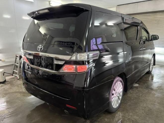 ヴェルファイア２．４Ｚ　Ｇエディション　後期型　本州仕入　寒冷地仕様　禁煙車　純正ブラックレザーシート　純正１８インチＡＷ　社外１６ＡＷ＋スタッドレスタイヤ付　両側パワースライドドア　パワーバックドア　前後ドラレコ　クールＢＯＸ　ＥＴＣ 4WD 2400 5Dr