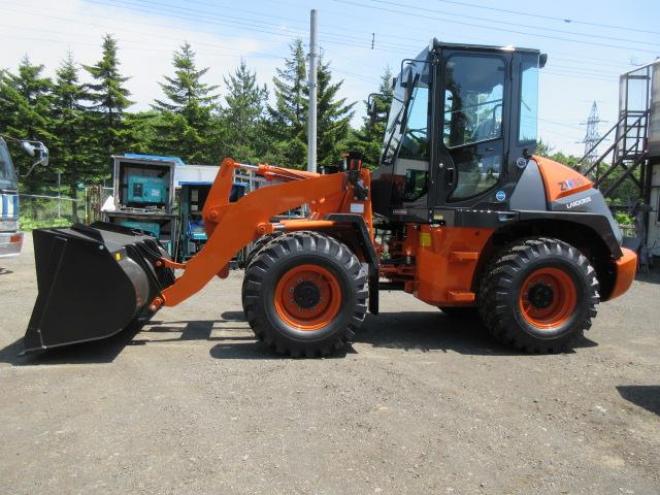 ホイールローダhitachi　LANDCROS　ZW80S-5B 4WD 2Dr