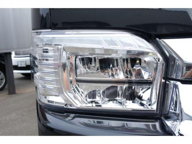 ハイエース2.7 GL ロング ミドルルーフ 4WD　IFUU製　IF-WB8　10人乗り対面ラウンジベッド仕様　415COBRAクリーンルック3フロントスポイラー&バッドラッカー毒牙18インチAW　イクリプス製10.1インチフローティングナヒ　純正EGスターター 2700
