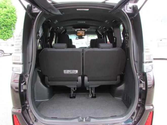 ヴォクシー2.0 ZS ウェルキャブ サイドリフトアップチルトシート車 4WD　プリクラッシュセーフティー/電動スライドドア/クルーズコントロール/社外ナビ/フルセグフルセグTV/バックカメラ 2000