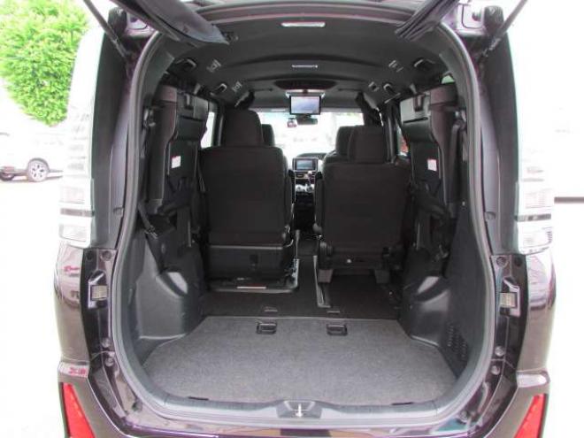ヴォクシー2.0 ZS ウェルキャブ サイドリフトアップチルトシート車 4WD　プリクラッシュセーフティー/電動スライドドア/クルーズコントロール/社外ナビ/フルセグフルセグTV/バックカメラ 2000