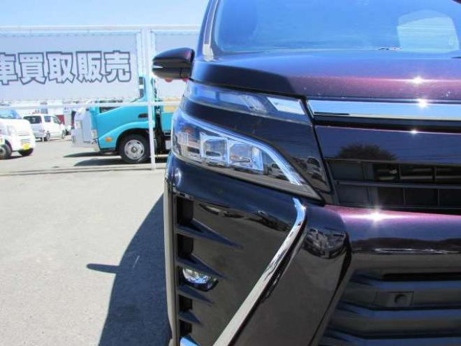 ヴォクシー2.0 ZS ウェルキャブ サイドリフトアップチルトシート車 4WD　プリクラッシュセーフティー/電動スライドドア/クルーズコントロール/社外ナビ/フルセグフルセグTV/バックカメラ 2000