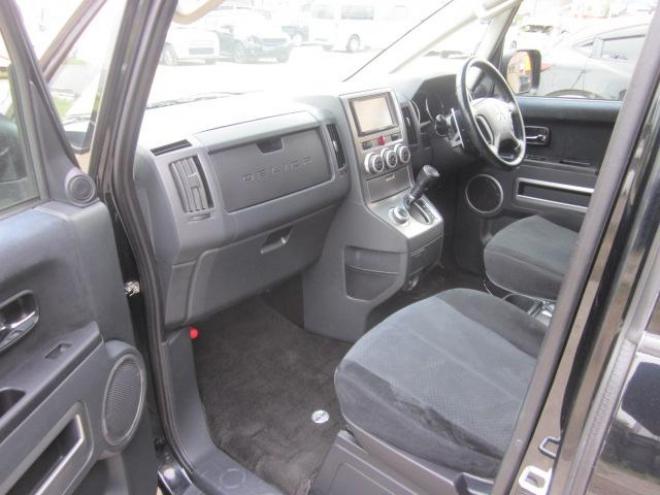 デリカD5 2.4G パワーパッケージ 4WD 2400 5Dr
