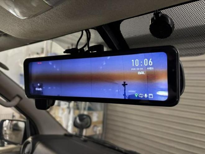 キャラバンバンＮＶ３５０キャラバン　ロングＤＸ　本州仕入　ディーゼルターボ　デジタルインナーミラー　ストラーダナビ　Ｂｌｕｅｔｏｏｔｈオーディオ　ミュージックサーバー　アイドルアップ　電動格納ミラー　キーレスキー　パワーウィンドウ　ＥＴＣ 4WD 2500 5Dr