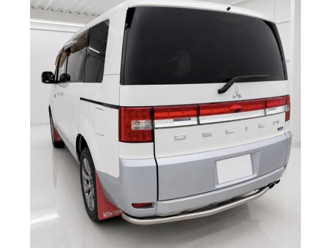 デリカD:5 Gプレミアム クリーンディーゼル 本州車寒冷地仕様 ナビTVバックカメラ フリップダウンモニター 両側パワースライドドア 電動バックドア 本革シート 純正18インチメッキアルミタイヤ スタッドレス付 車検付 24ヶ月点検整備済 保証付！即ノリOK 4WD 2200 5Dr