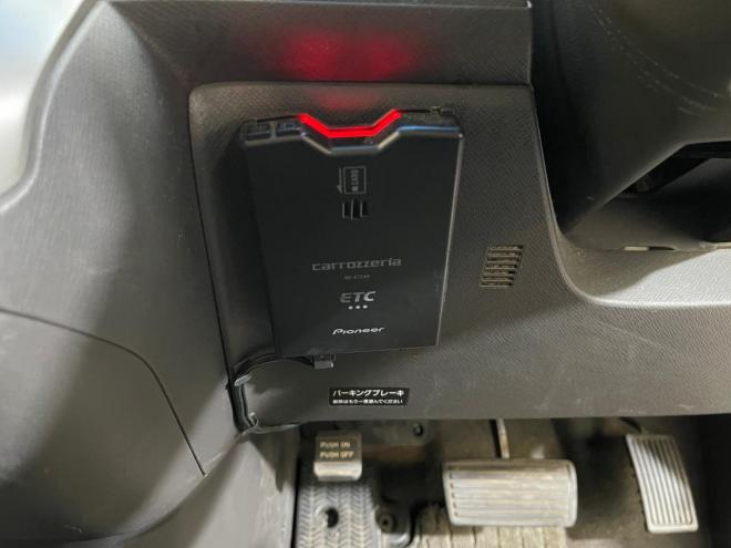 ステップワゴン2.0L 4WD 5年保証 両側パワスラ 夏冬タイヤ ETC 自社認証工場 車検整備2年付 修復歴無 寒冷地仕様 禁煙