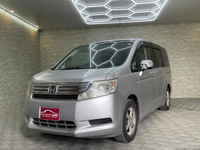 ステップワゴン2.0L 4WD 5年保証 両側パワスラ 夏冬タイヤ ETC 自社認証工場 車検整備2年付 修復歴無 寒冷地仕様 禁煙