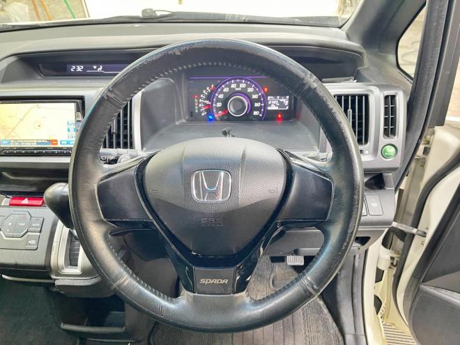 ステップワゴン2.0スパーダZ 4WD 5年保証 スマキー 両側パワスラ ナビTV Bカメ 自社認証工場 車検整備2年付 修復歴無 寒冷地仕様 禁煙
