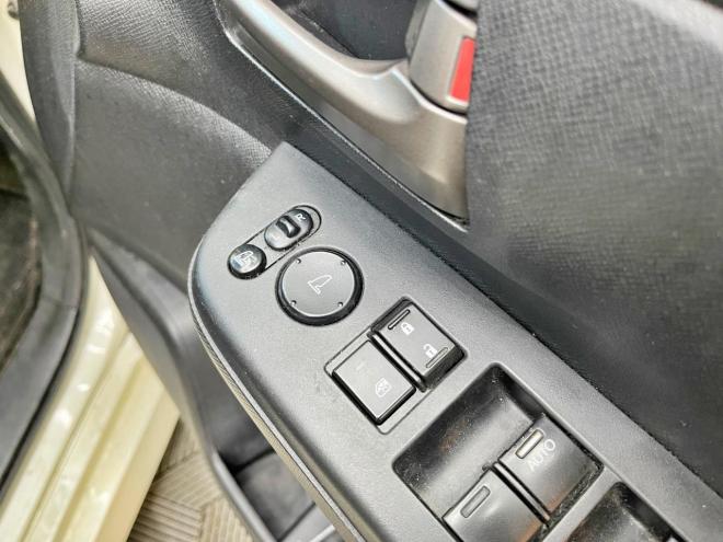 ステップワゴン2.0スパーダZ 4WD 5年保証 スマキー 両側パワスラ ナビTV Bカメ 自社認証工場 車検整備2年付 修復歴無 寒冷地仕様 禁煙