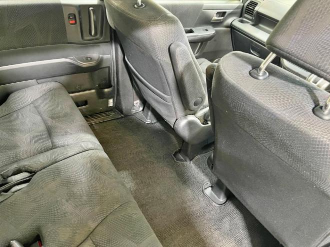 ステップワゴン2.0スパーダZ 4WD 5年保証 スマキー 両側パワスラ ナビTV Bカメ 自社認証工場 車検整備2年付 修復歴無 寒冷地仕様 禁煙