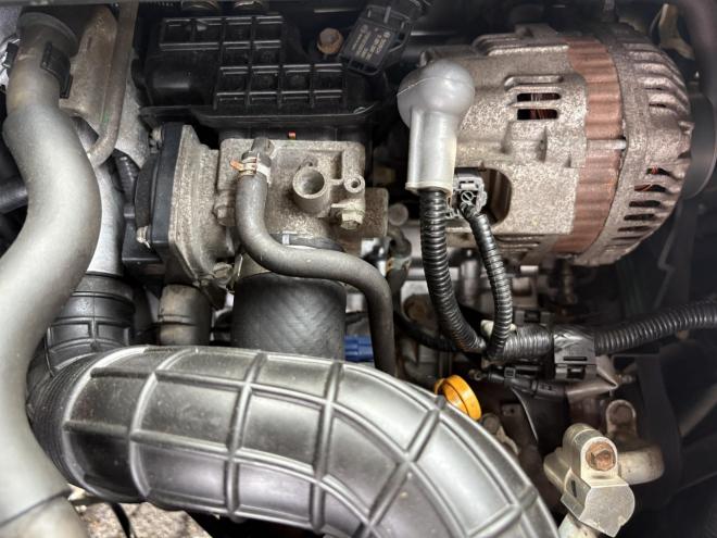エブリイEVERY WAGON 4WD PZ-SP寒冷地仕様　ハイルーフ　リビルトエンジン　両パワスラ　オートステップ　ブレーキアシスト　VSC　HID ブルートースナビ　バックカメラ　PUSHスタート　スペアーアリ　エンジンスターターETC　夏タイヤ新品スタットレス付全磨き済 4WD 660 5Dr