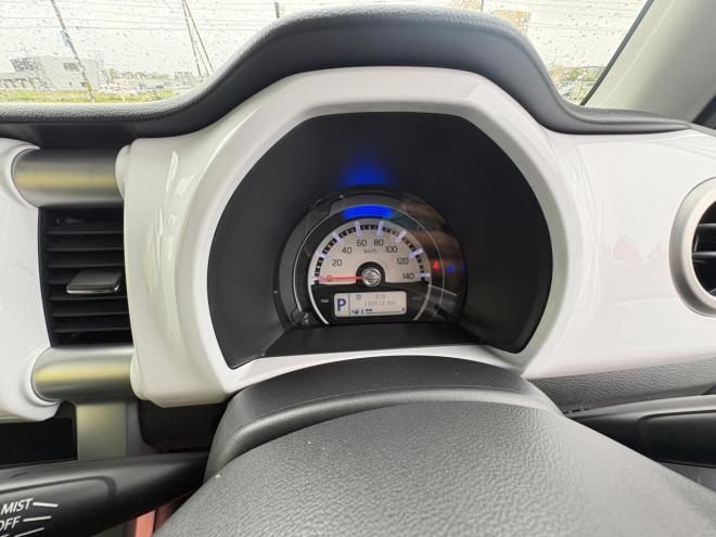ハスラーHUSTLER  4WD　Fリミテッドお洒落ツートン　寒冷地仕様　Ｓ－エネチャージ　ブレーキアシスト　VSC　HID　スマートキー　スペアー有　アイドリングSTOP 地デジナビ　フォグランプ　シートヒーター　ETC 　スタットレス　全磨き済　エンジンオイル交換 4WD 660 5Dr