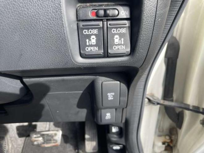 N-BOXカスタムG ターボ Lパッケージ 4WD　 660