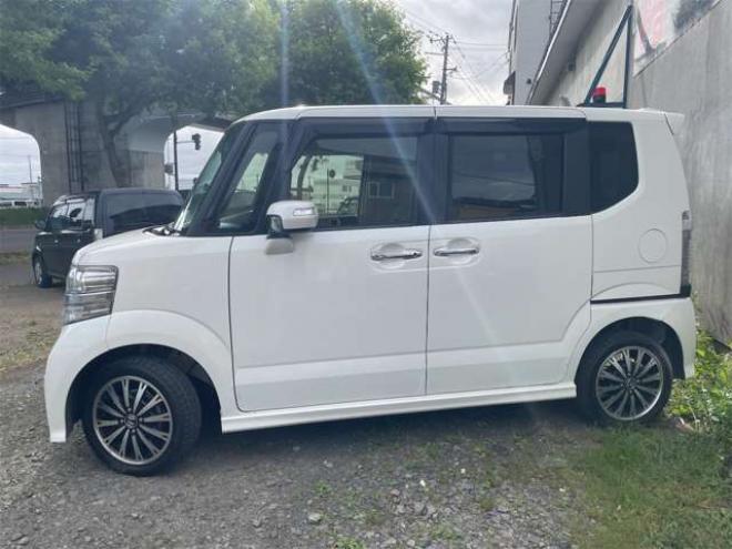 N-BOXカスタムG ターボ Lパッケージ 4WD　 660