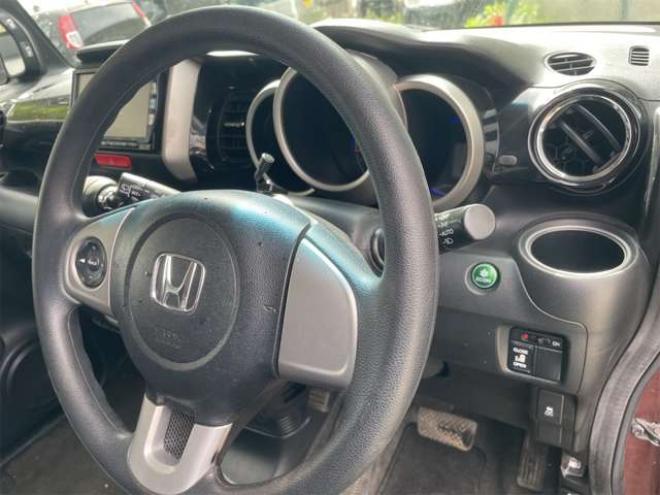 N-BOXカスタムG Lパッケージ 4WD　 660
