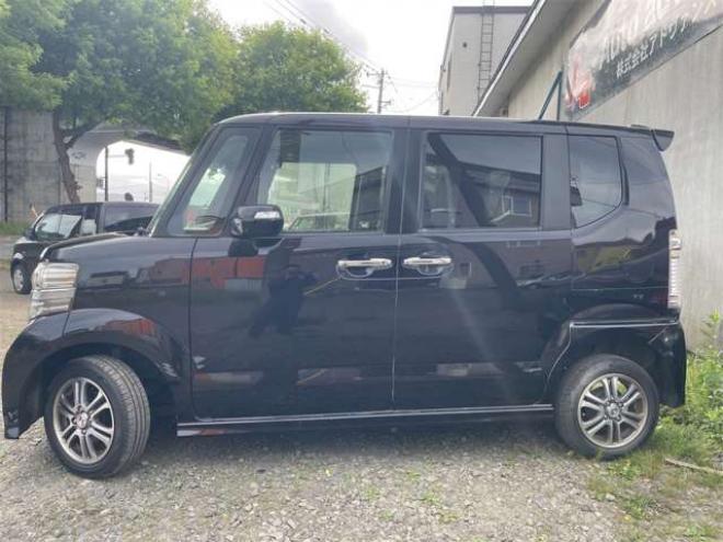 N-BOXカスタムG Lパッケージ 4WD　 660