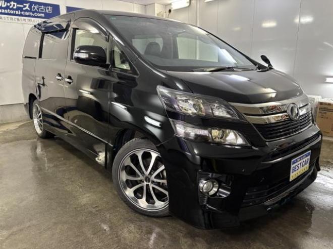 ヴェルファイア２．４Ｚ　ゴールデンアイズⅡ　本州仕入　禁煙車　純正ブラックハーフレザーシート　社外１９インチＡＷ　純正１６ＡＷ＋スタッドレスタイヤ付　両側パワースライドドア　パワーバックドア　クルーズコントロール　前後コーナーセンサー　ＥＴＣ 4WD 2400 5Dr