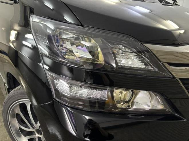 ヴェルファイア２．４Ｚ　ゴールデンアイズⅡ　本州仕入　禁煙車　純正ブラックハーフレザーシート　社外１９インチＡＷ　純正１６ＡＷ＋スタッドレスタイヤ付　両側パワースライドドア　パワーバックドア　クルーズコントロール　前後コーナーセンサー　ＥＴＣ 4WD 2400 5Dr