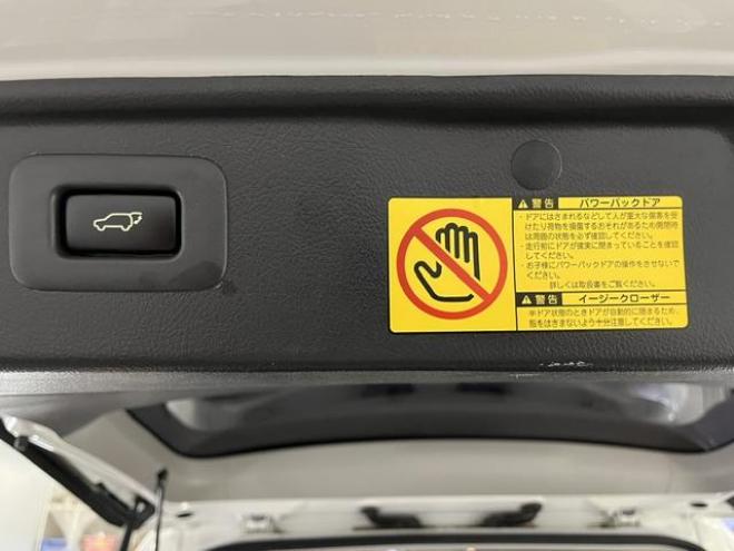 ヴェルファイア２．４Ｚ　ゴールデンアイズⅡ　本州仕入　ワンオーナー　禁煙車　純正リアフリップダウンモニター　純正１８インチＡＷ　社外１６ＡＷ＋スタッドレスタイヤ付　両側パワースライドドア　パワーバックドア　純正ブラックハーフレザーシート　ＥＴＣ 4WD 2400 5Dr