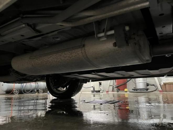 ヴェルファイア２．４Ｚ　ゴールデンアイズⅡ　本州仕入　ワンオーナー　禁煙車　純正リアフリップダウンモニター　純正１８インチＡＷ　社外１６ＡＷ＋スタッドレスタイヤ付　両側パワースライドドア　パワーバックドア　純正ブラックハーフレザーシート　ＥＴＣ 4WD 2400 5Dr