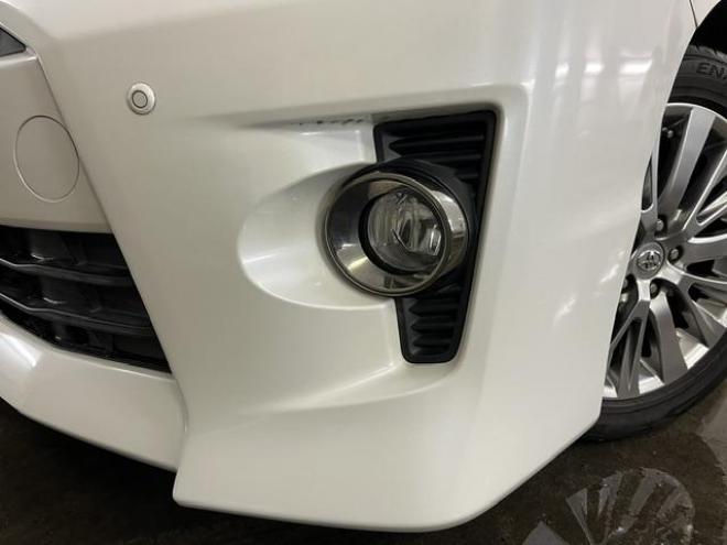 ヴェルファイア２．４Ｚ　ゴールデンアイズⅡ　本州仕入　ワンオーナー　禁煙車　純正リアフリップダウンモニター　純正１８インチＡＷ　社外１６ＡＷ＋スタッドレスタイヤ付　両側パワースライドドア　パワーバックドア　純正ブラックハーフレザーシート　ＥＴＣ 4WD 2400 5Dr